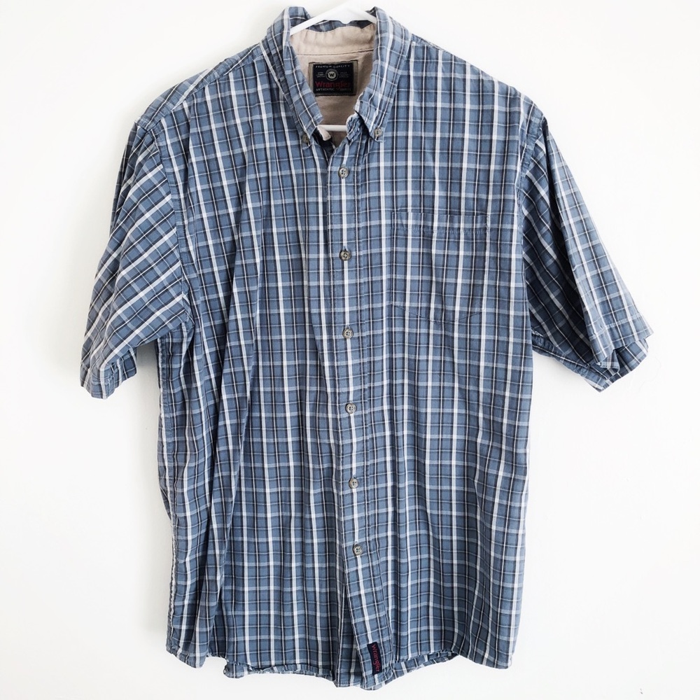 Wrangler Button Down Size M